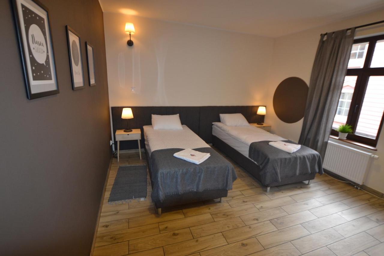 Sleepwell Apartments Legnica Exterior foto